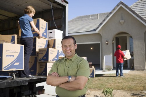 Efficient moving and storage support for families and businesses in Tulsehill